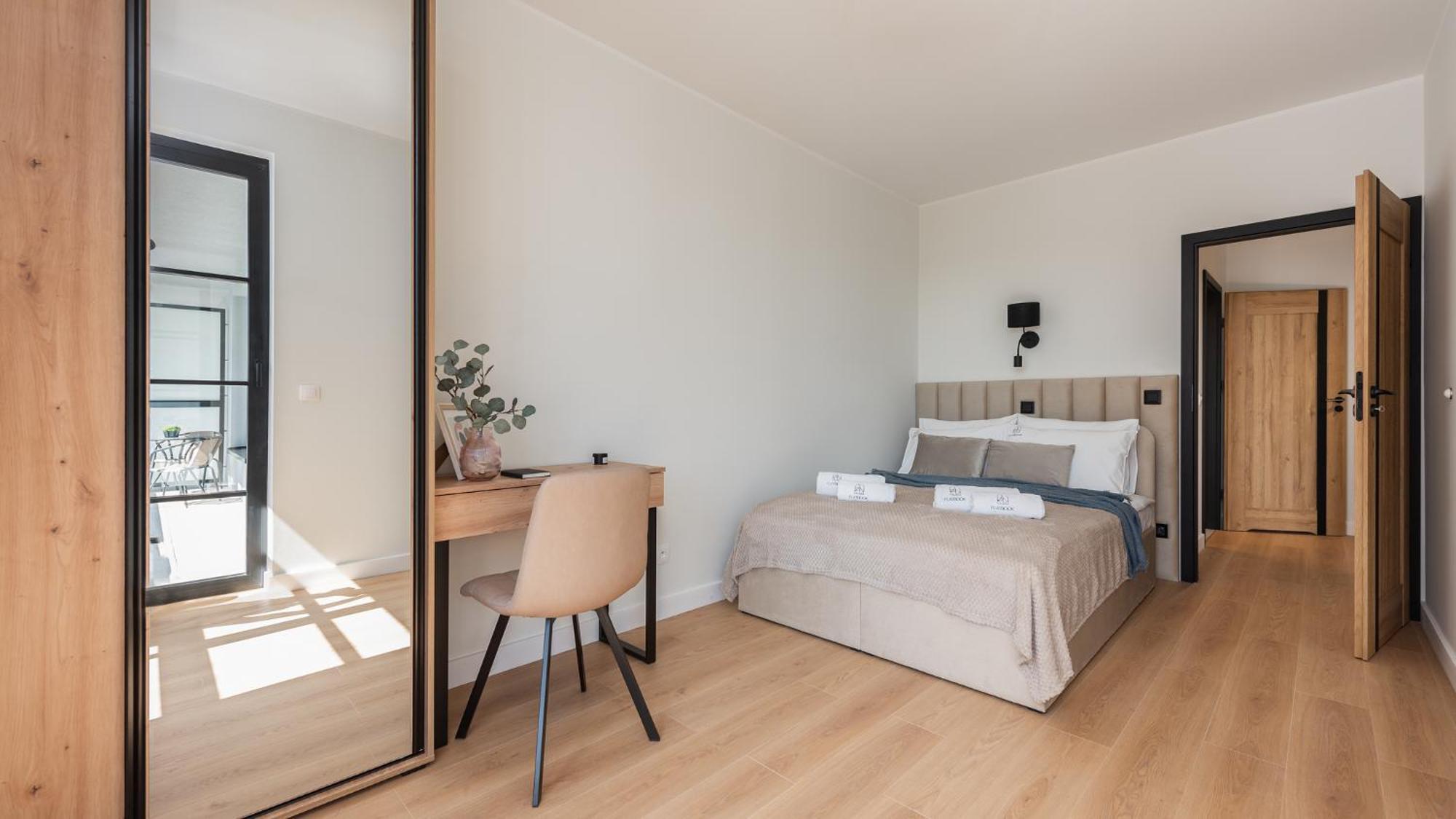 Flatbook - City Center Apartments Doki Living グダニスク エクステリア 写真