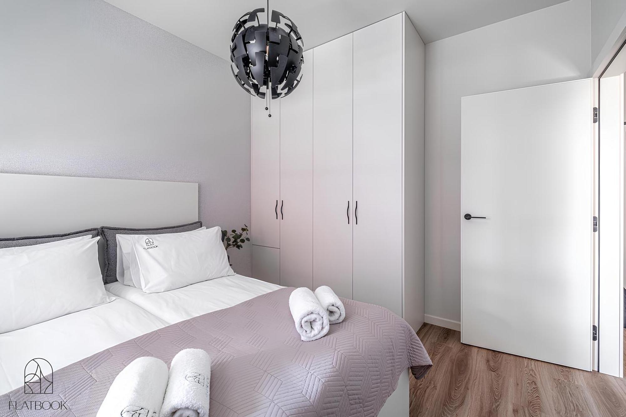 Flatbook - City Center Apartments Doki Living グダニスク エクステリア 写真